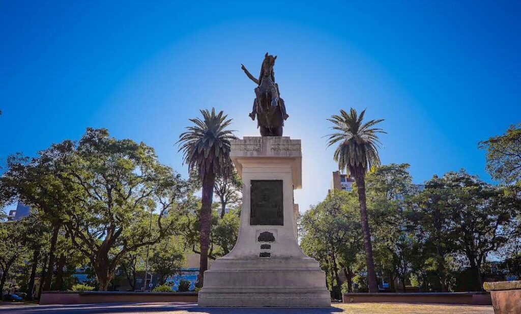 WhatsApp Image 2024-09-17 at 10.04.13 (1)